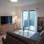 Apartmán Bright 2br With Terrace