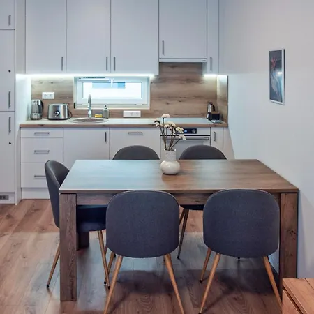 Bright 2br With Terrace Budapeşte