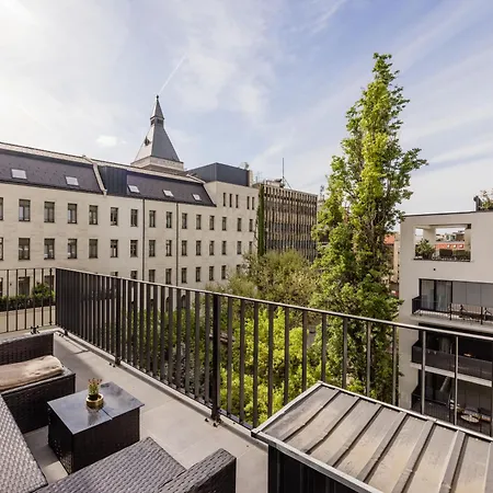 Bright 2br With Terrace * בודפשט