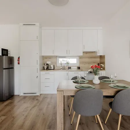 Bright 2br With Terrace Daire