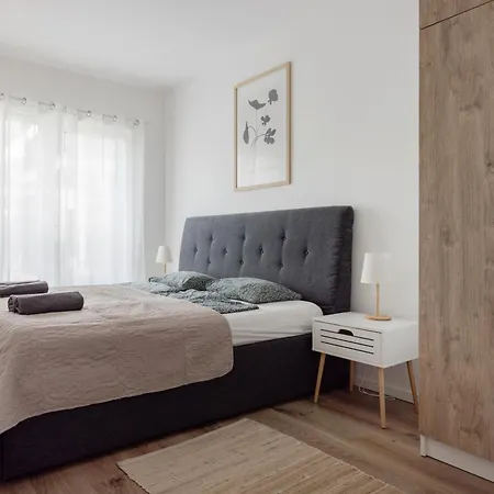 Bright 2br With Terrace Daire *