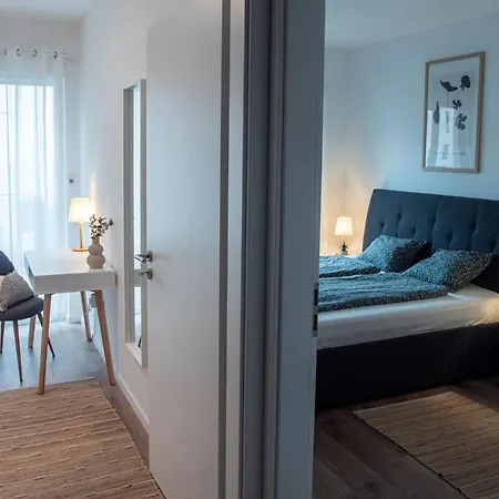 Апартаменты Bright 2br With Terrace
