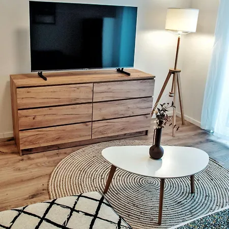 Апартаменты Bright 2br With Terrace Будапешт